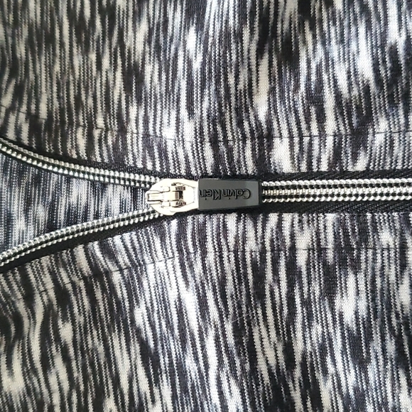 Calvin Klein Performance Zip-Up Athletic Jacket, worn only one time, no tag - Picture 2 of 7